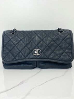 Chanel Stitch Chain Flap Shoulder Bag